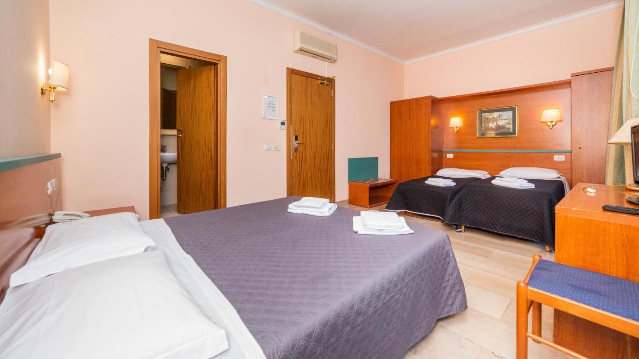 Hotel Center 1 Roma Eksteriør bilde